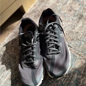On Running Men's Gray Athletic Shoes